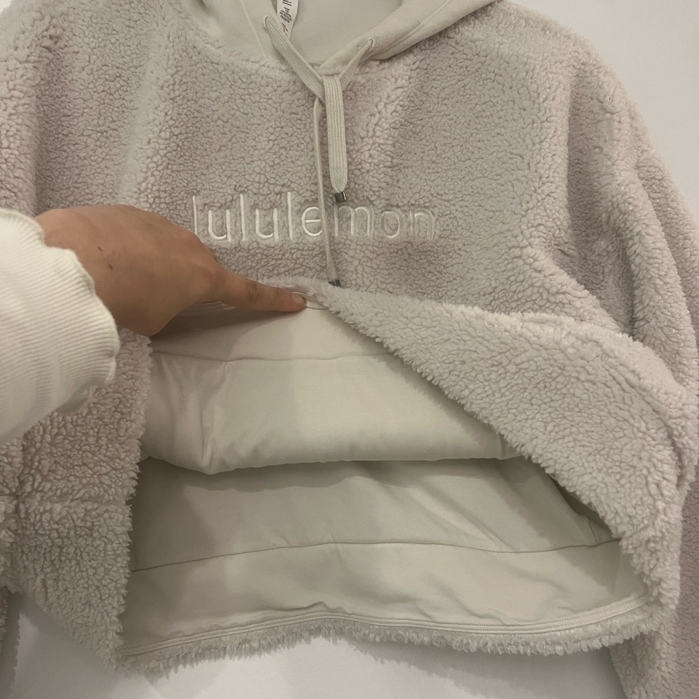 Lululemon Sherpa Scuba Cropped Hoodie Cream Fleece Lined Cozy Pullover